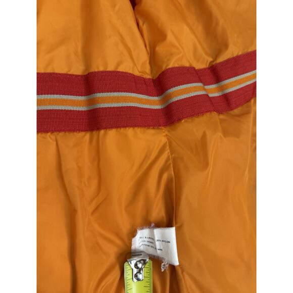 Gap Women's Down Filled Quilted Puffer Vest Size Medium Red Full Zip Nylon - Picture 7 of 9